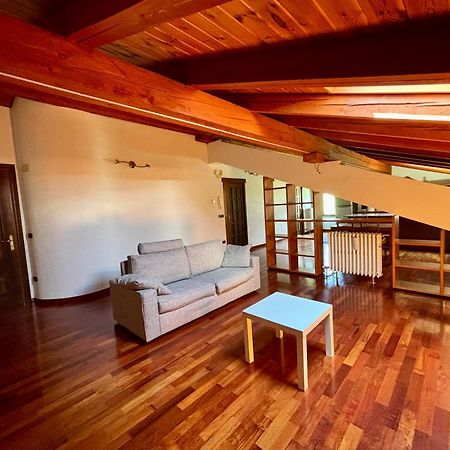 Apartamento La Casa Dell'Acero Aymavilles Exterior foto